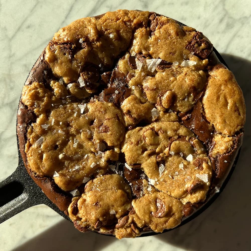 Brookies Med Brynt Smör, Fyllda Med Kinder