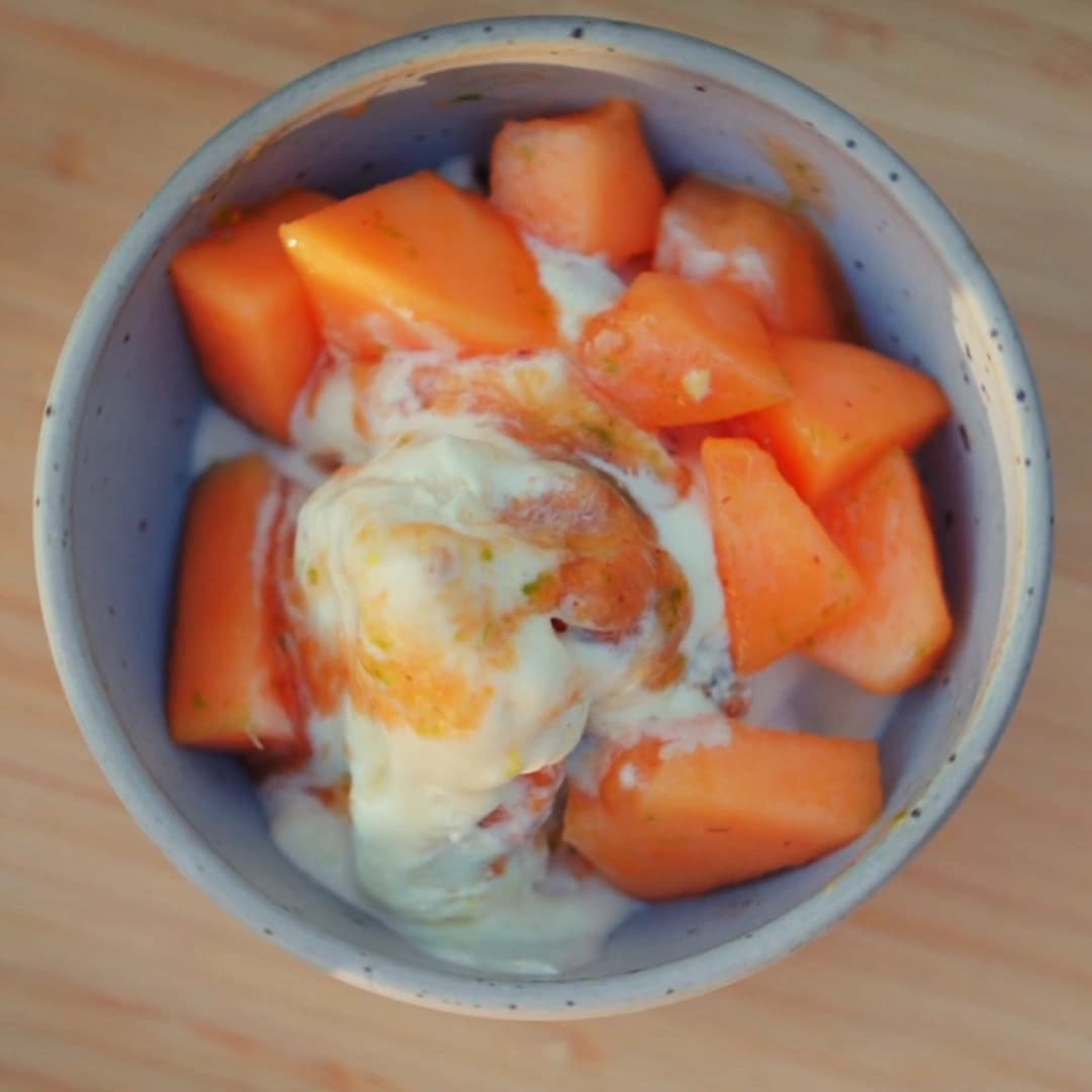 Semifreddo med melon och kvitten