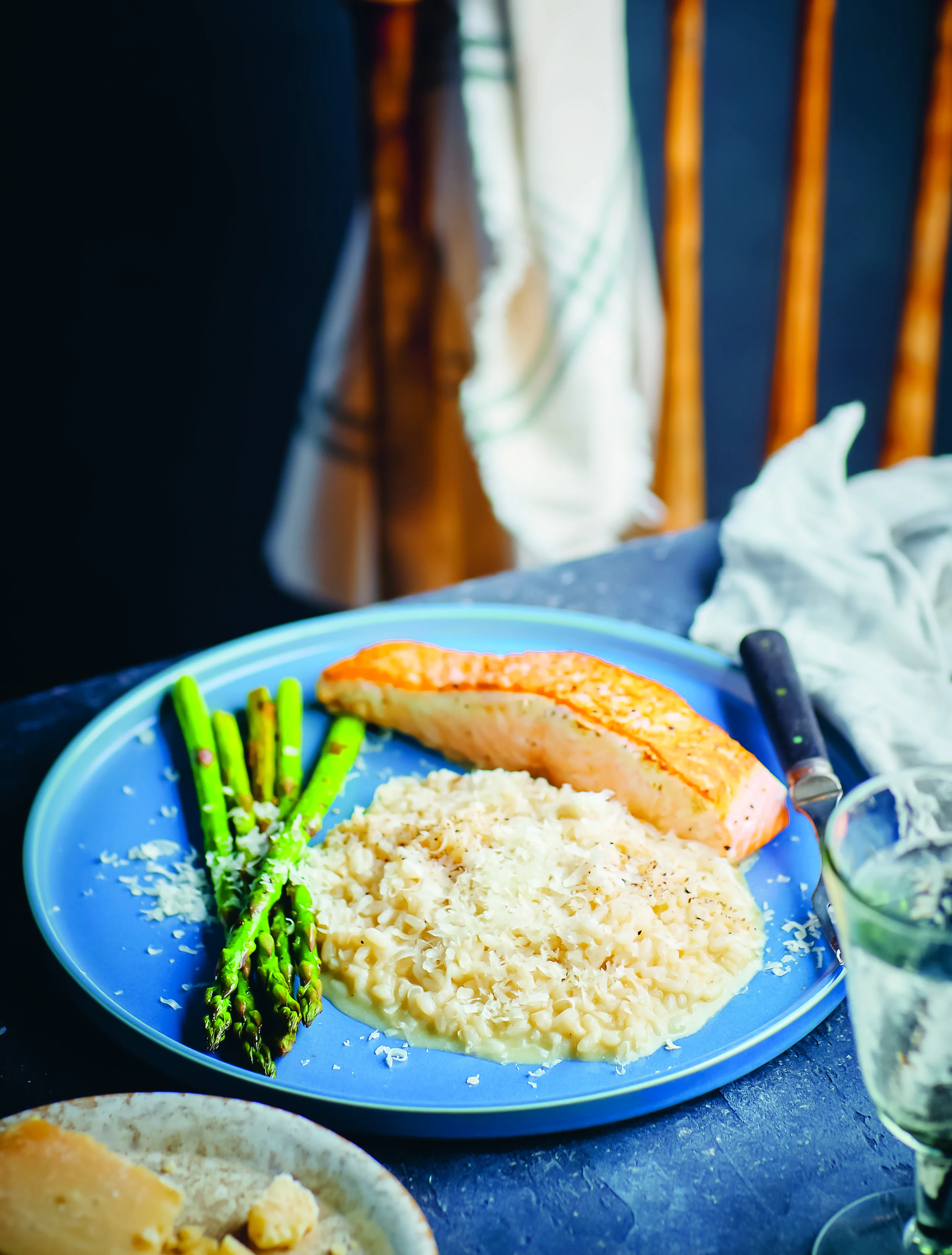 Citronrisotto med lax och sparris