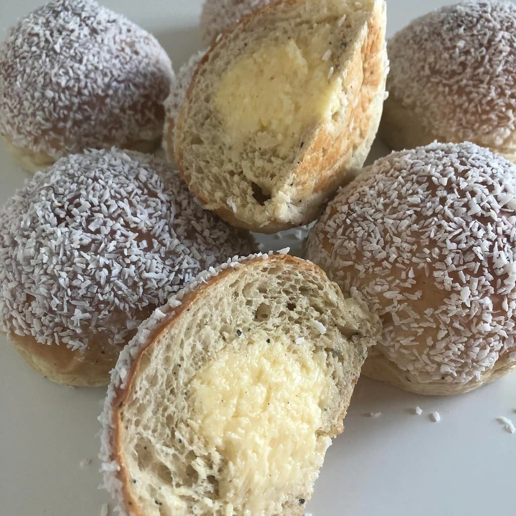 Kokoskrämbullar
