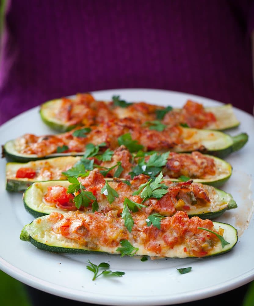 Ugnsbakad fylld zucchini