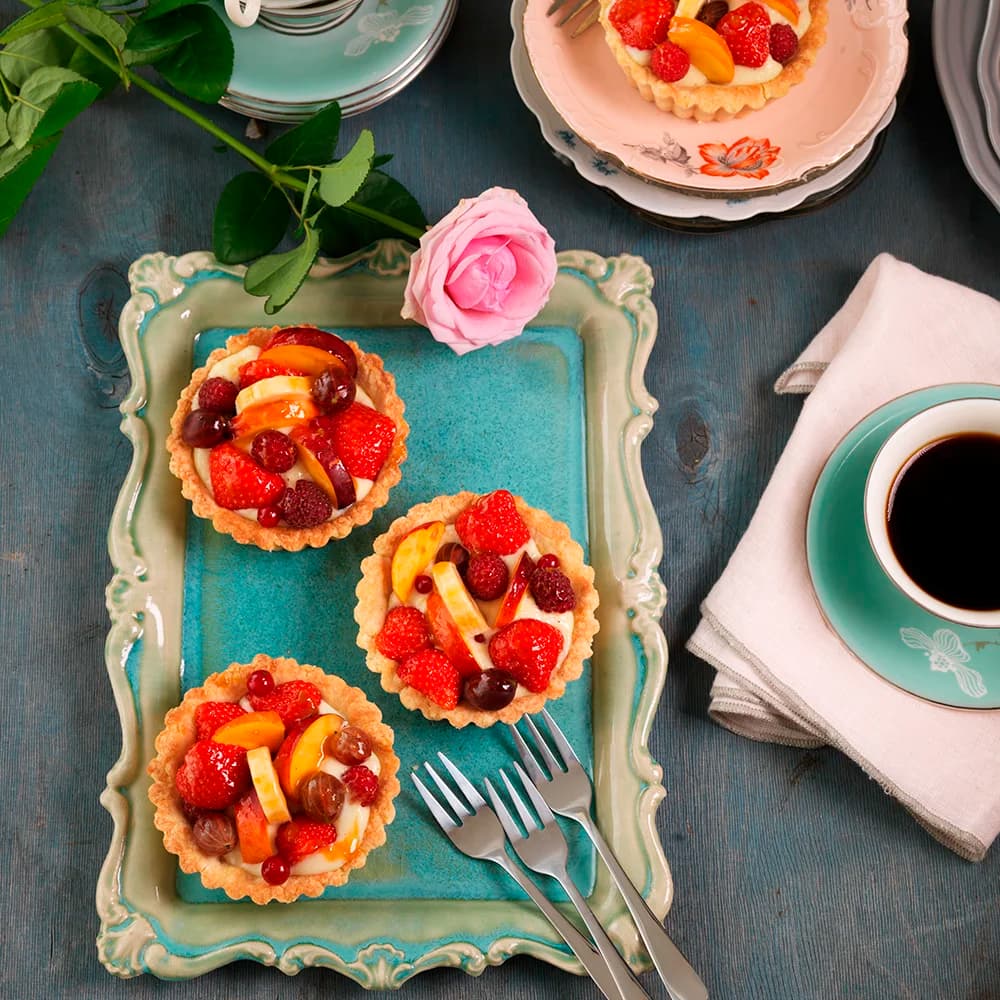 Fruktflan med vaniljkräm