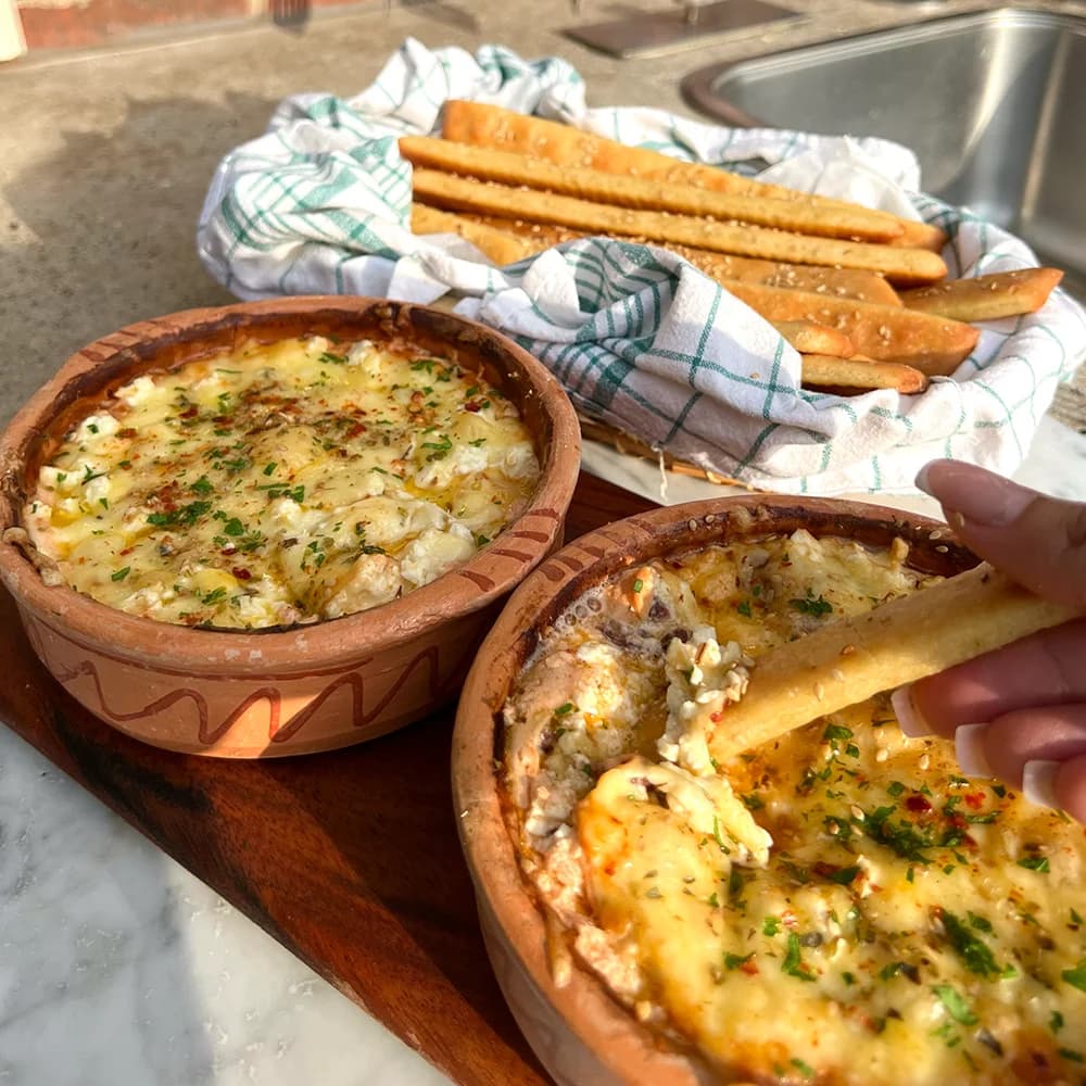 Topeno Sirenje (Melted Cheese)