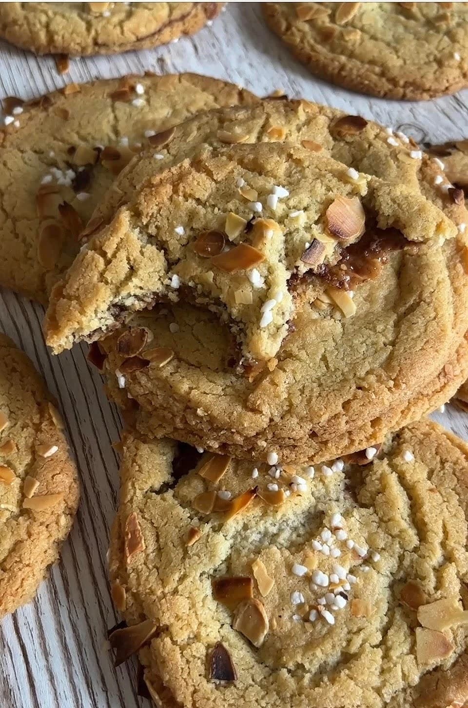 Mördegscookies med nutella och dumle