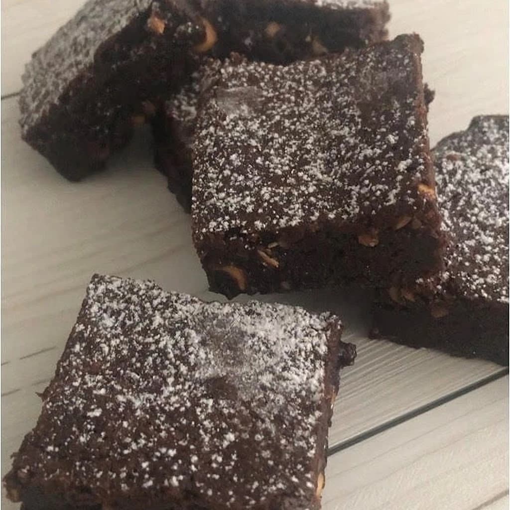 Makalösa brownies med rostade hasselnötter