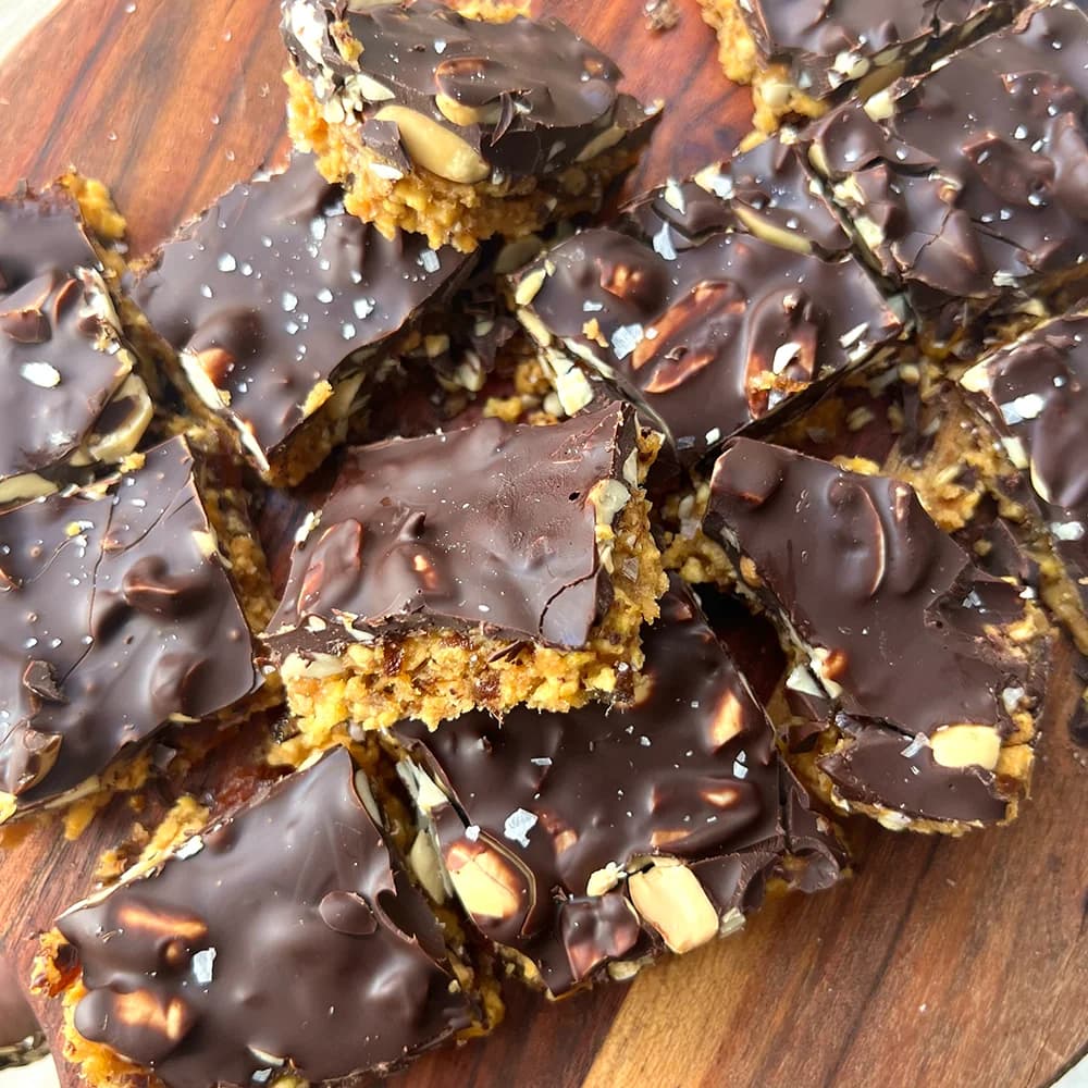 Sockerfria No-Bake Snickersbars