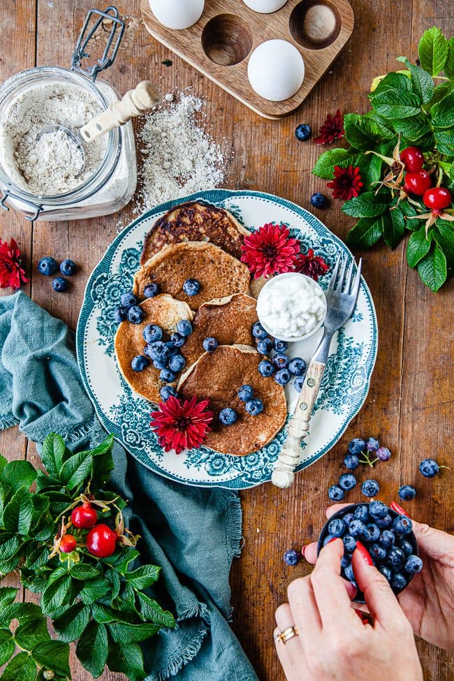 Pannkakor med havre, banan och keso
