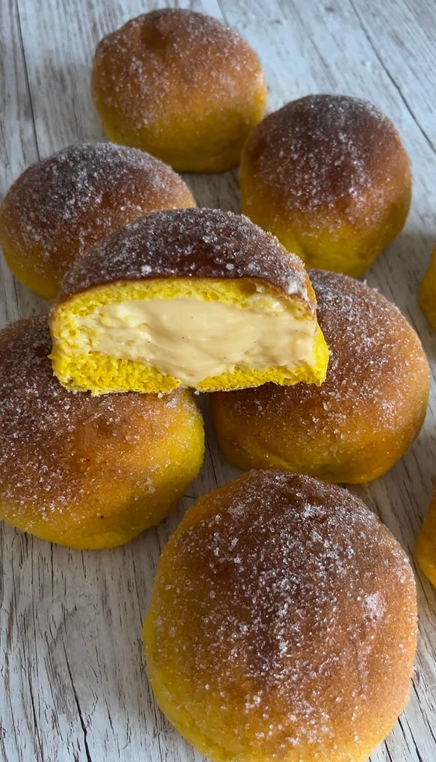 Saffranskrämbullar