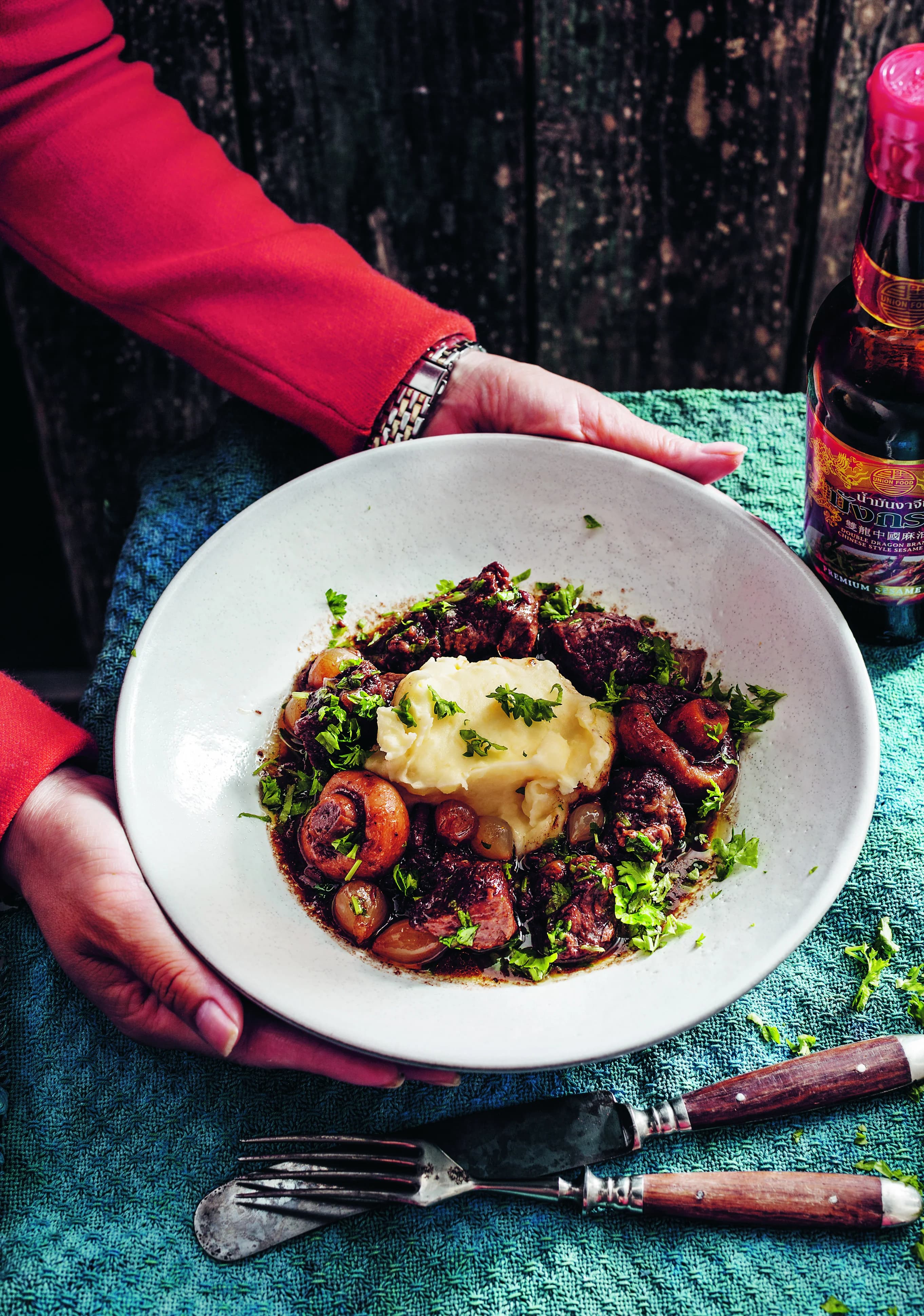 Köttgryta med asiatisk touch och sesampotatispuré