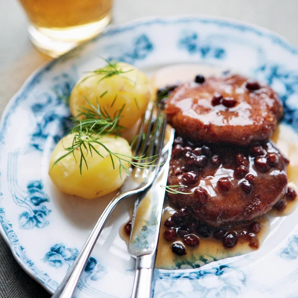 Sillbullar med korintsås