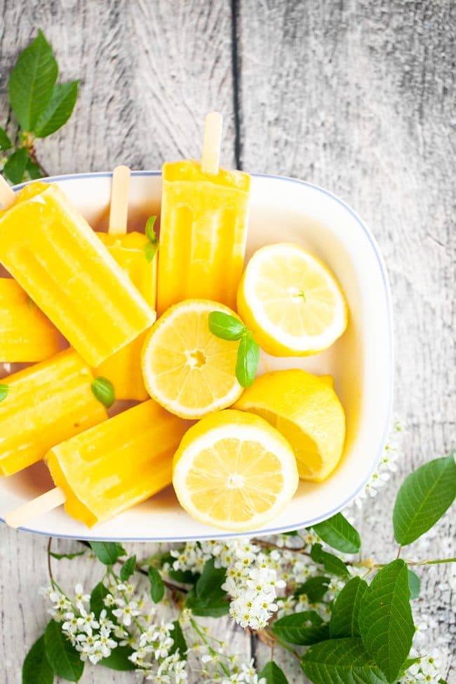 Vegansk mangoglass på 3 ingredienser