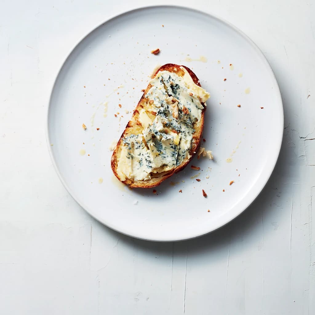 Rostad levain med Saint Agur