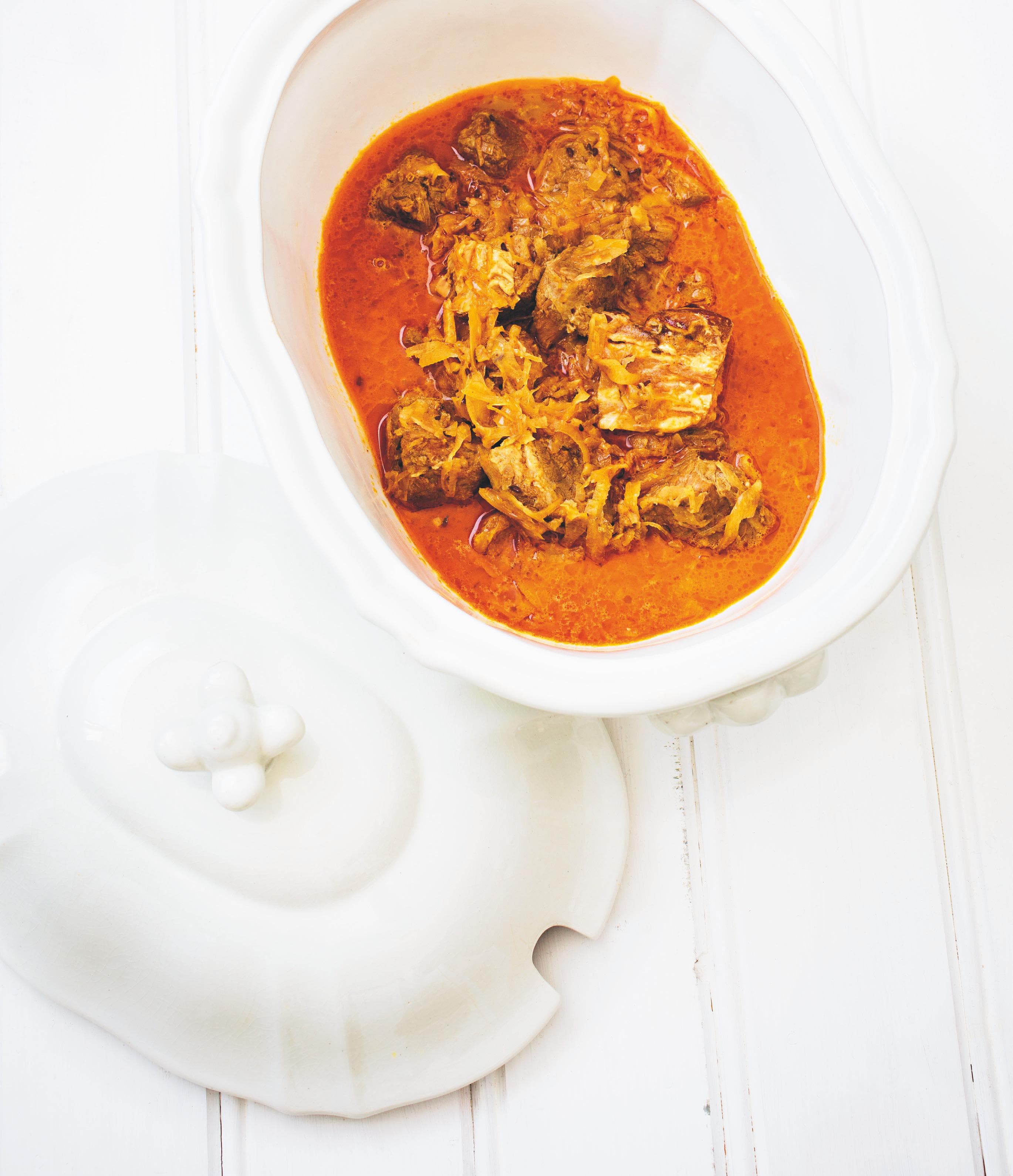 Surkålsgulasch