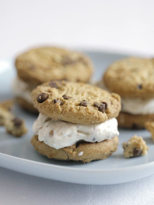 Ice Cream Sandwich med Cookie Dough Glass