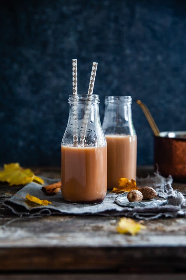 Hemgjord chailatte