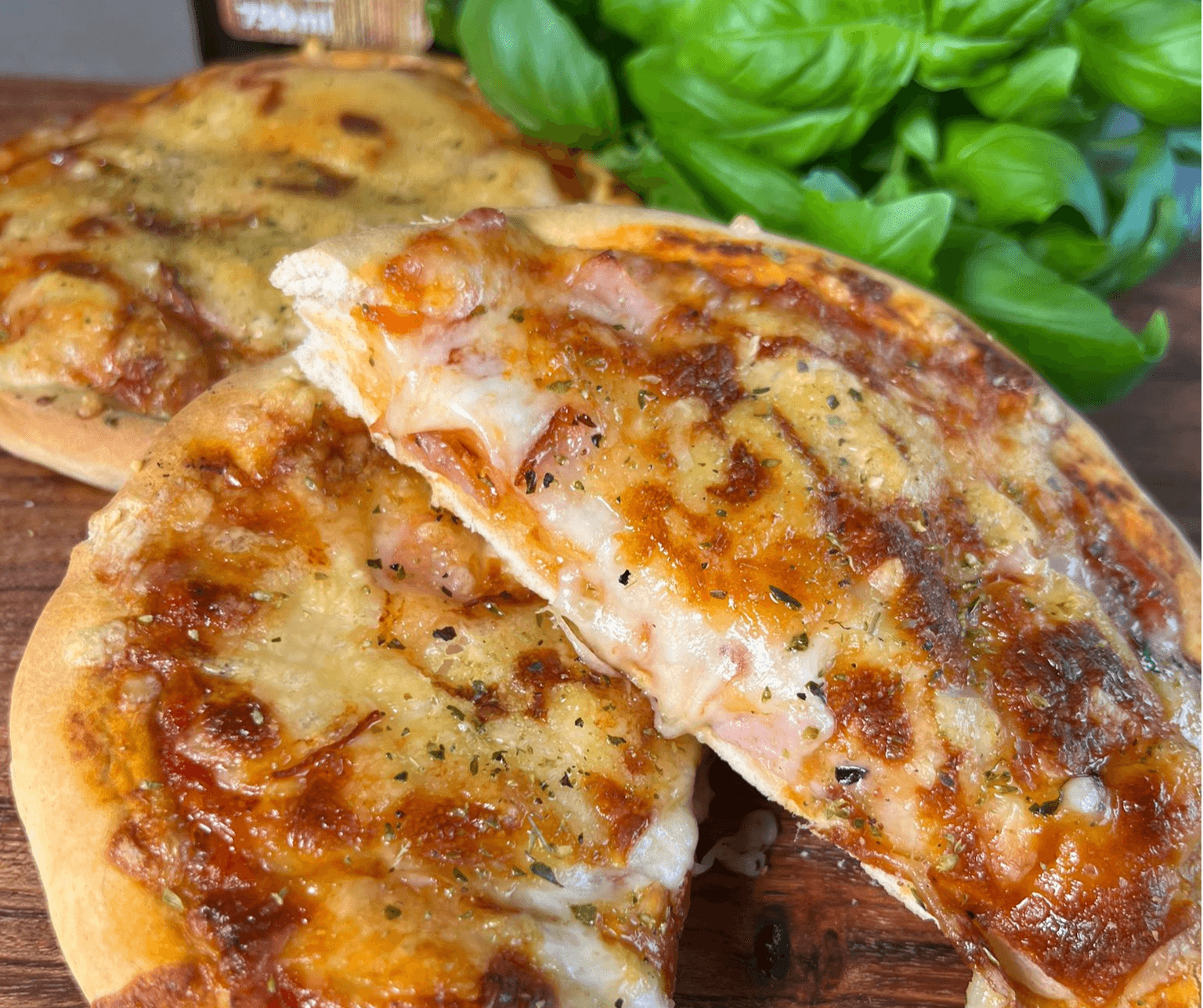Enkel Pizza Utan Jäst – Klar på 20 Minuter