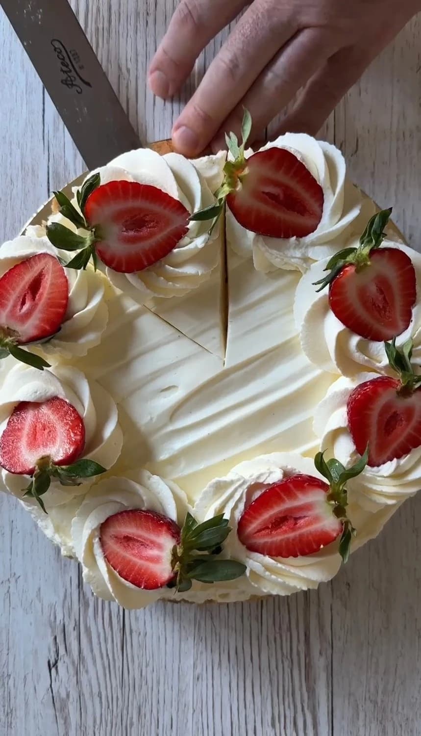 No bake jordgubbscheesecake