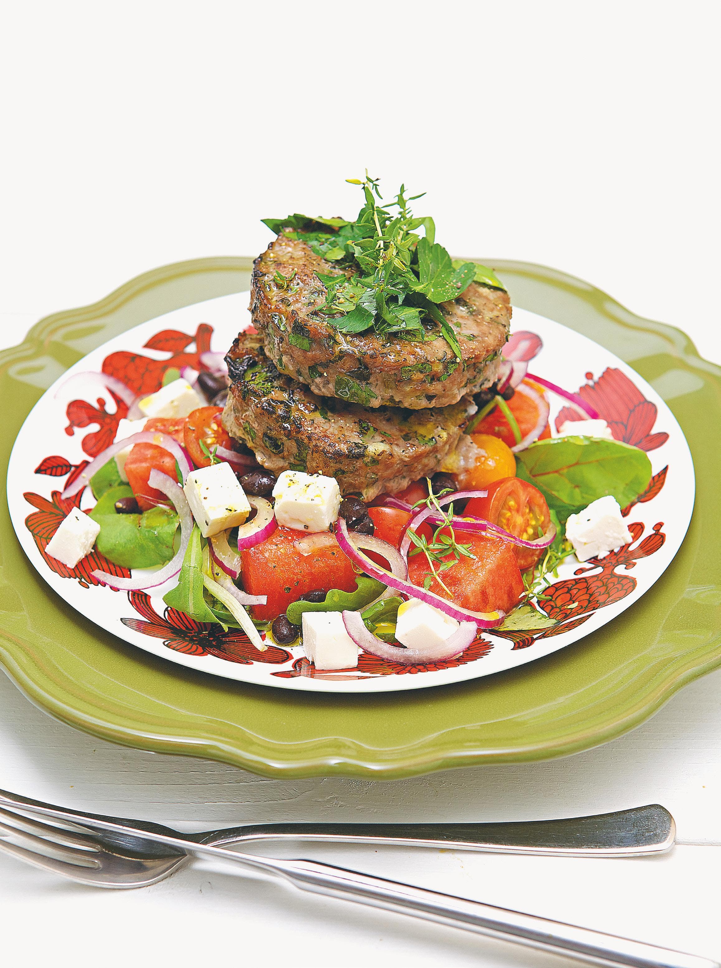 Lammfärsbiffar med melon- och fetaostsallad