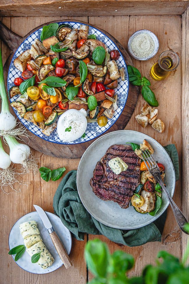 Entrecote med salviasmör & grillad panzanella