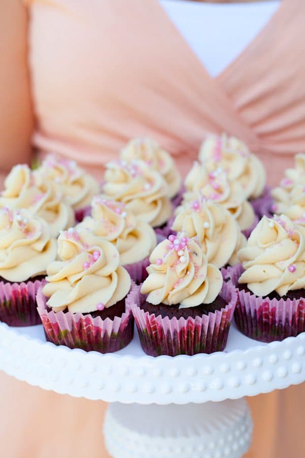 Bailey's cupcakes med Bailey's frosting
