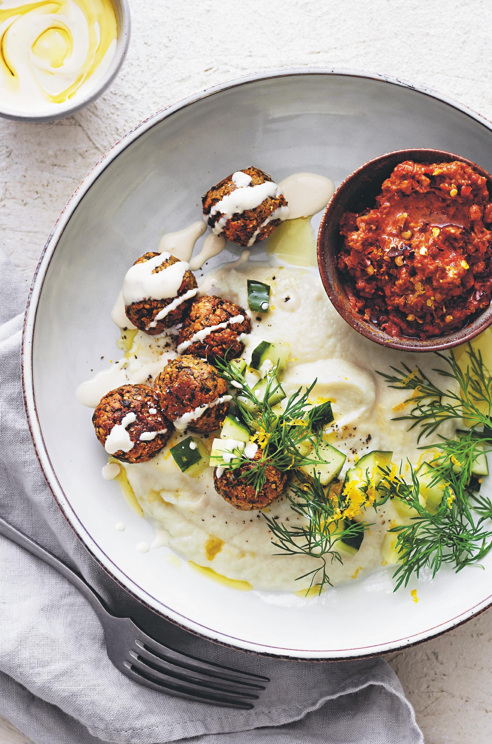 Falafelbollar och falafelburgare