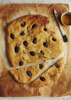 Focaccia med rosmarin & oliver