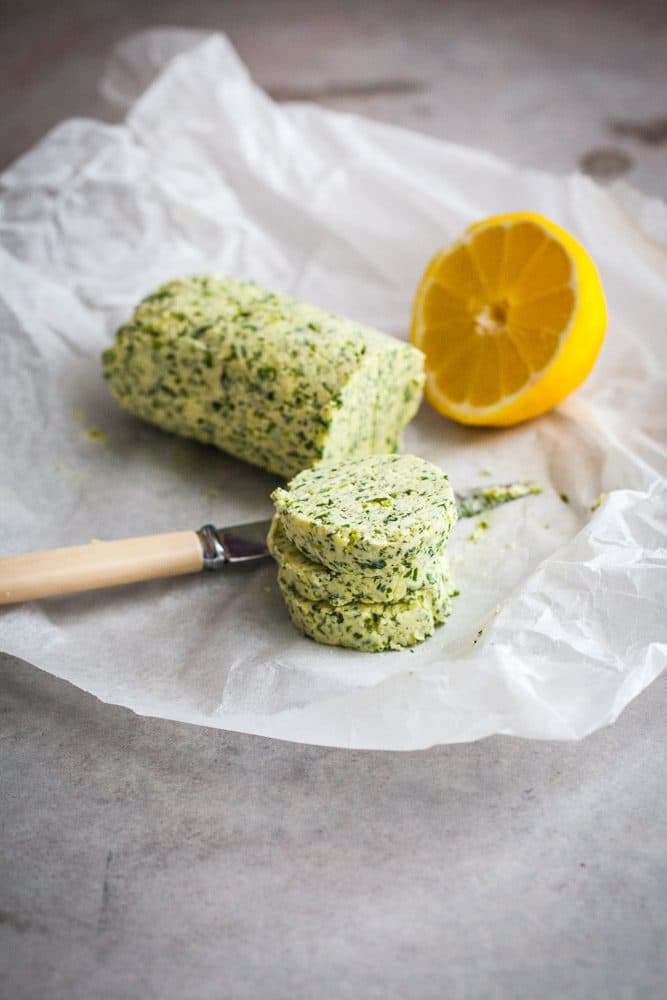 Kryddsmör med örter och citron