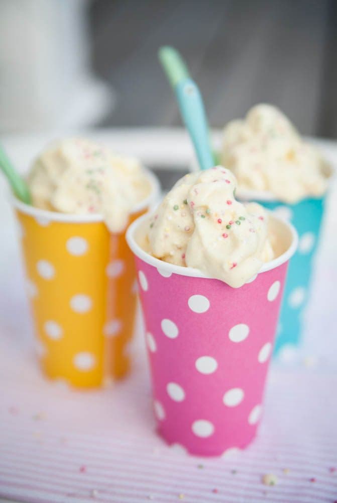 Frozen mangoyogurt