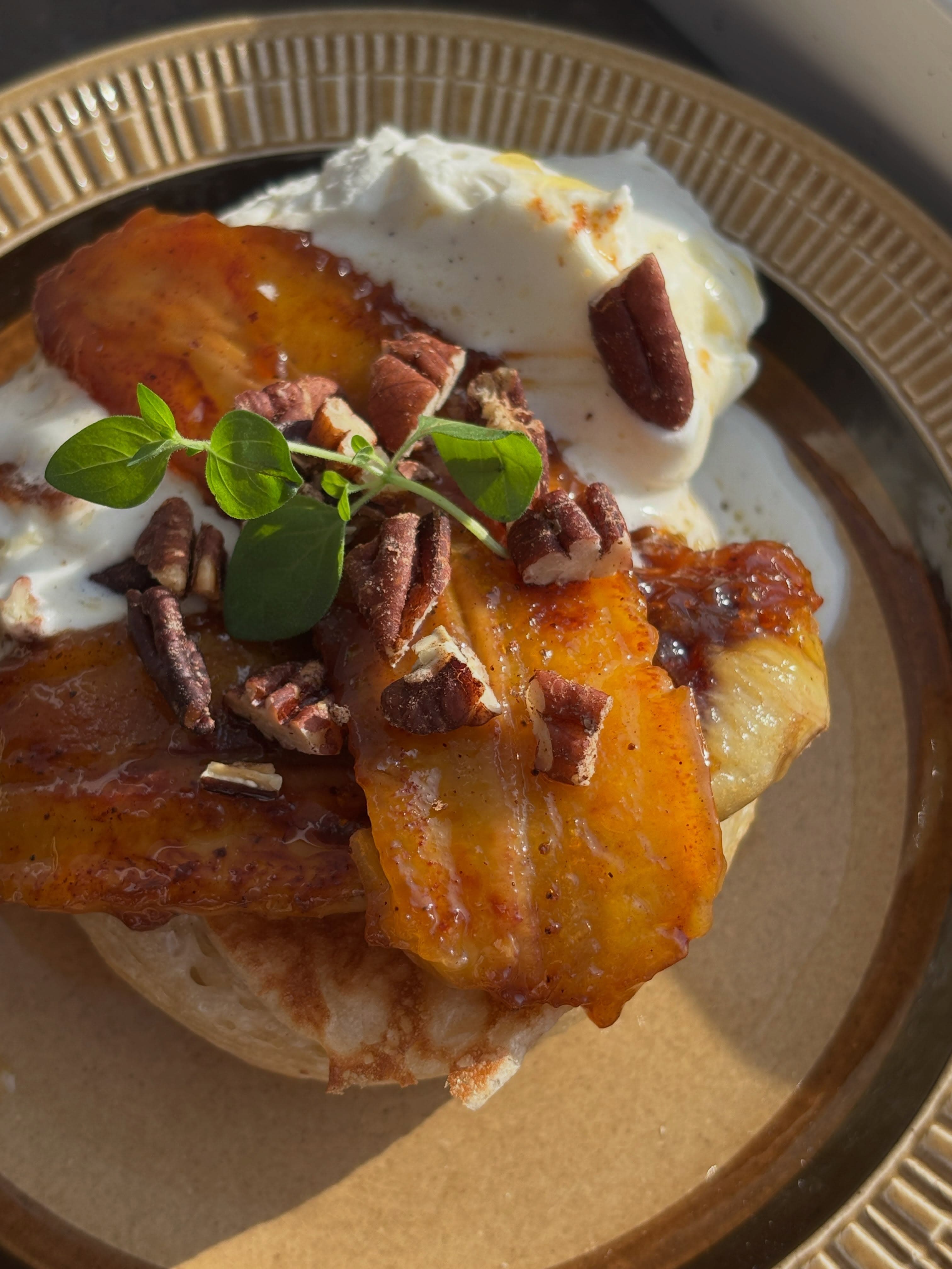 Caramelized Banana Creme Crumpets