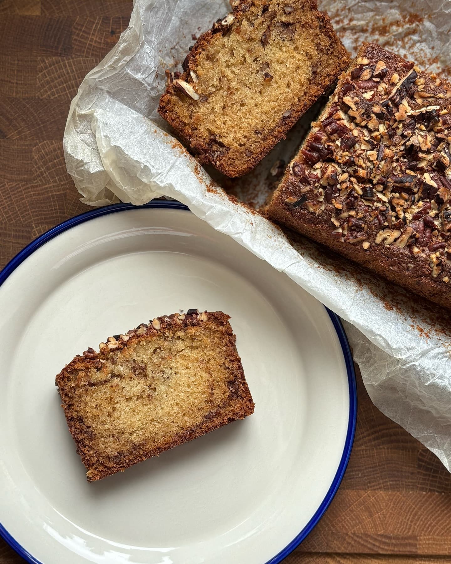 Pecan Pie Pound Cake med Kanelswirl