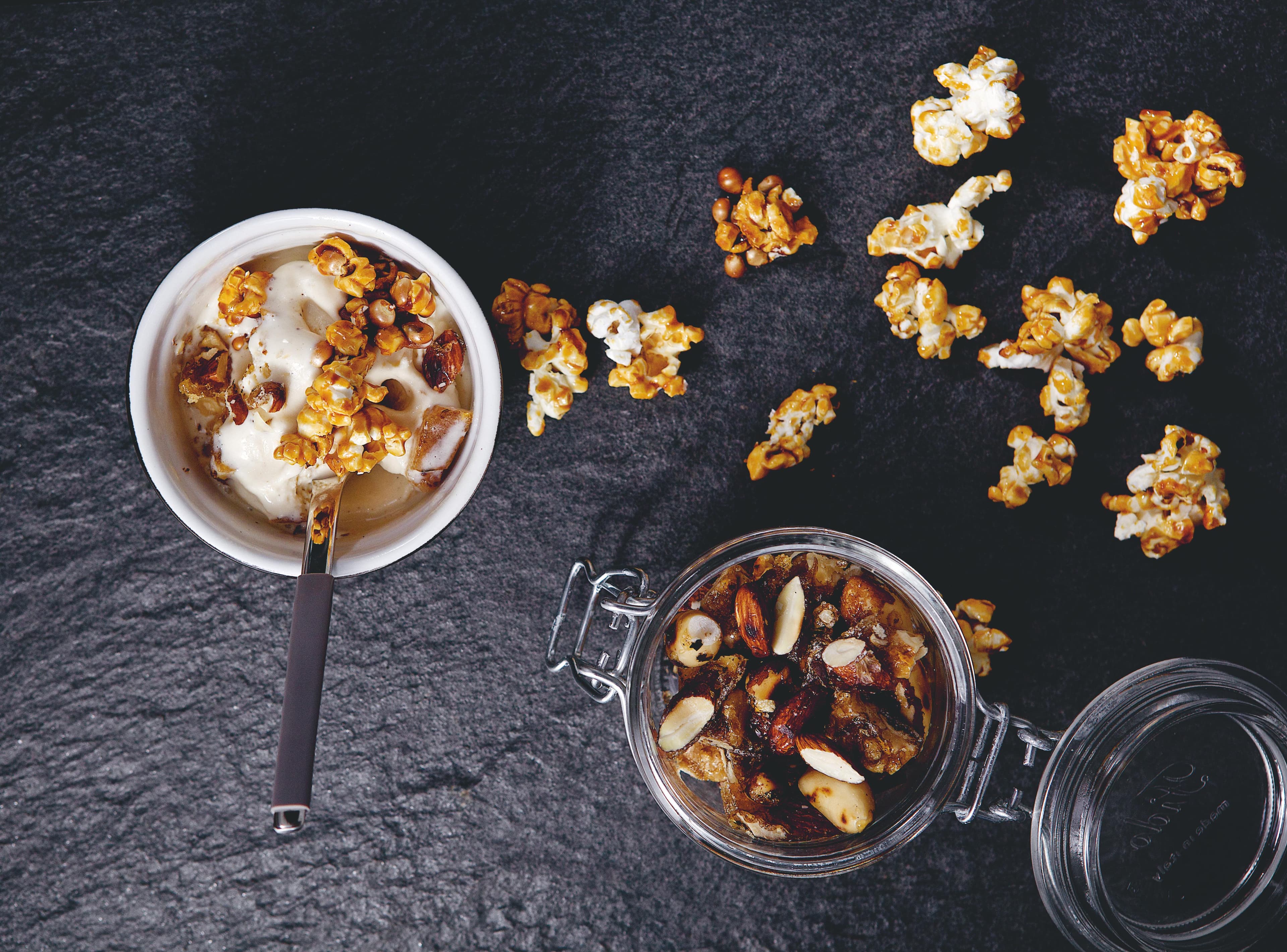 Karamelliserade popcorn