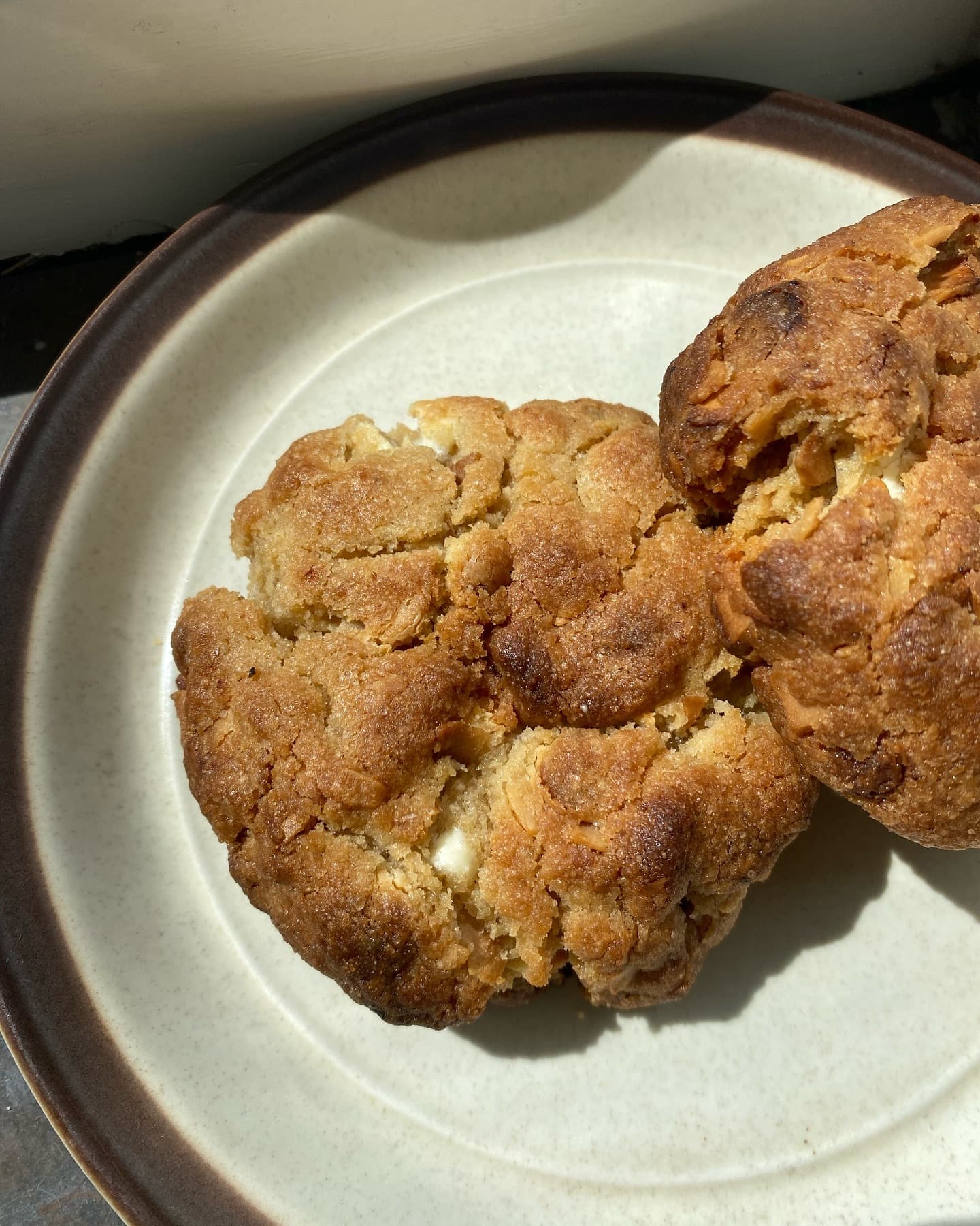 NYC Cookies med miso, rostad kokos och vit choklad