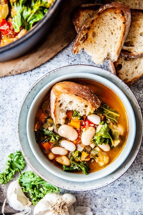 Ribollita – vegetarisk böngryta från Toscana