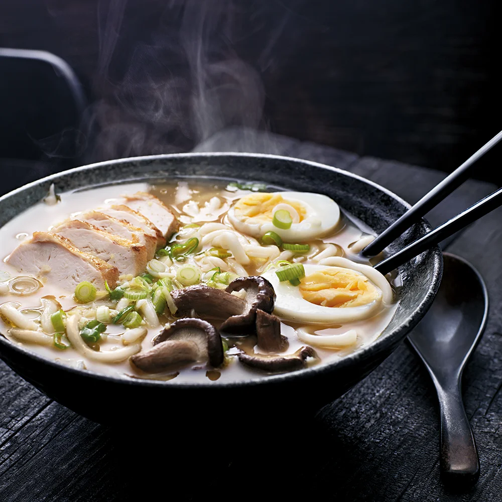 Udon – japansk nudelsoppa by Tareq Taylor