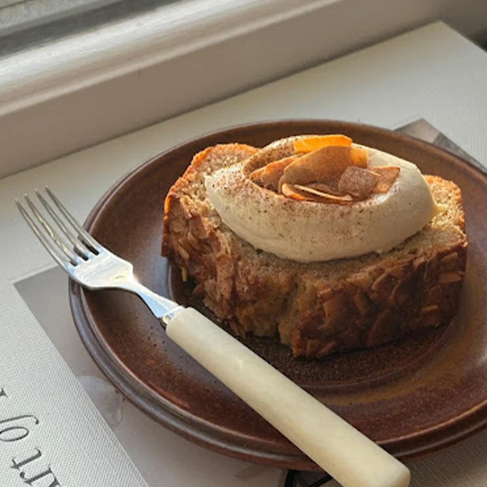Chai kokos kaka med vanilj chantilly by Sara Öhman Mroczek