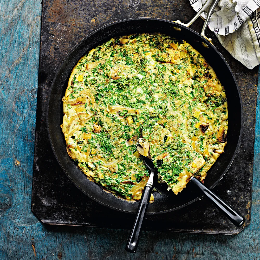 Frittata med champinjoner och zucchini by Tareq Taylor