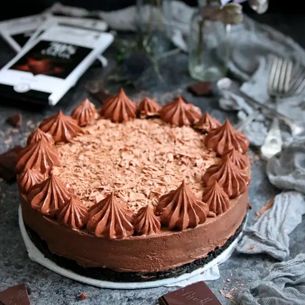Krämig no-bake chokladcheesecake by Simona Muntean