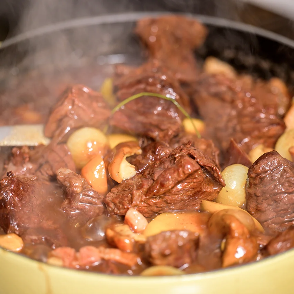 Boeuf Bourguignon by Leif Mannerström